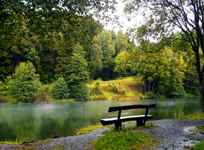 nirvana-column1 nirvana-column1